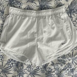 Size medium Nike shorts